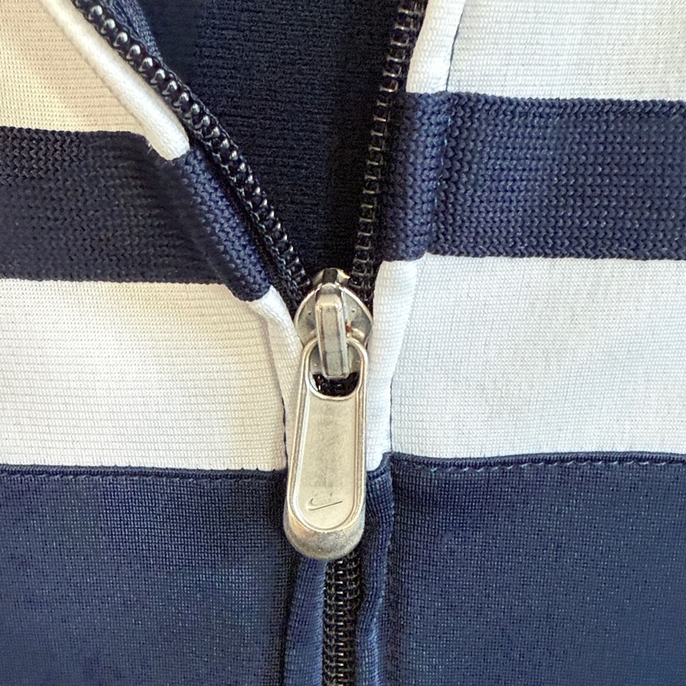 Nike Dark Blue Tracksuit with White Accents VINTAGE - Picture 3 of 15